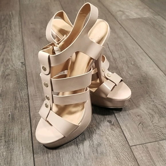 Charlotte Russe Strapy Platform Heels - Picture 2 of 6